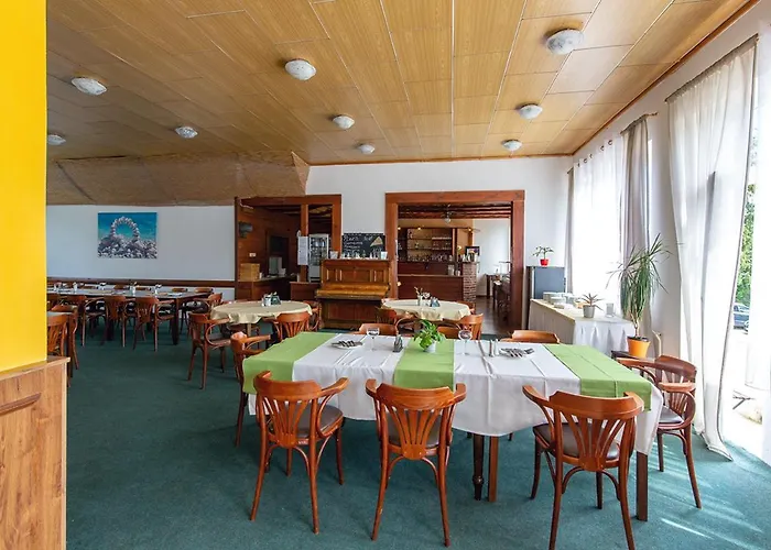 - Lisci Farma Ξενοδοχείο